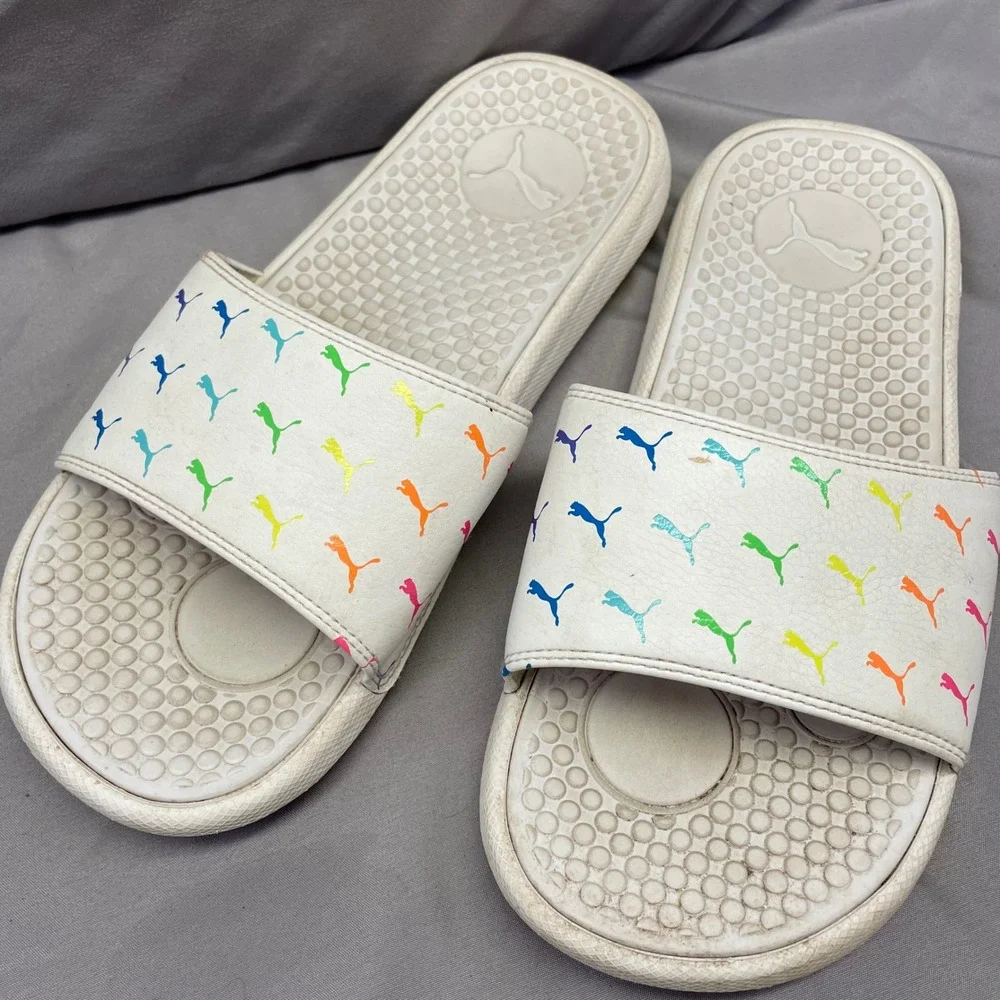 Puma Cool Cat Rainbow Monogram White Slides Mens Size 8 Sandals Multi Color Logo